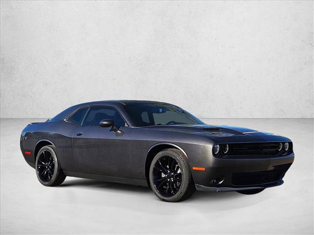 Used 2016 Dodge Challenger SXT w/ Blacktop Package image 3