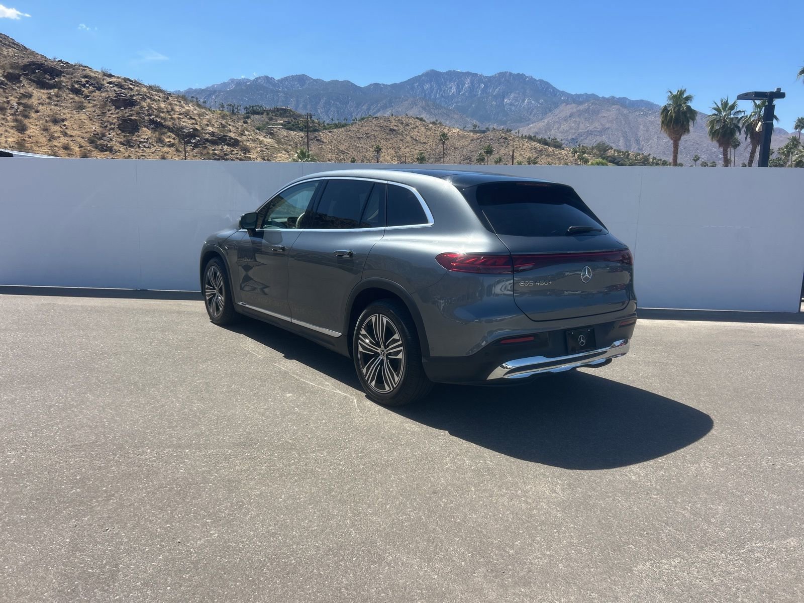 Used 2023 Mercedes-Benz EQS 450+ SUV image 7