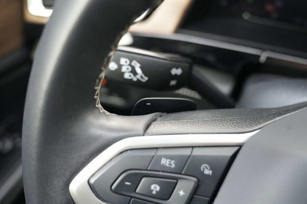 Used 2024 Volkswagen Atlas SE image 51