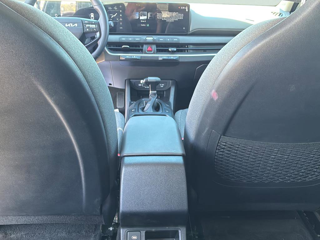 Certified 2025 Kia K4 EX FWD image 26