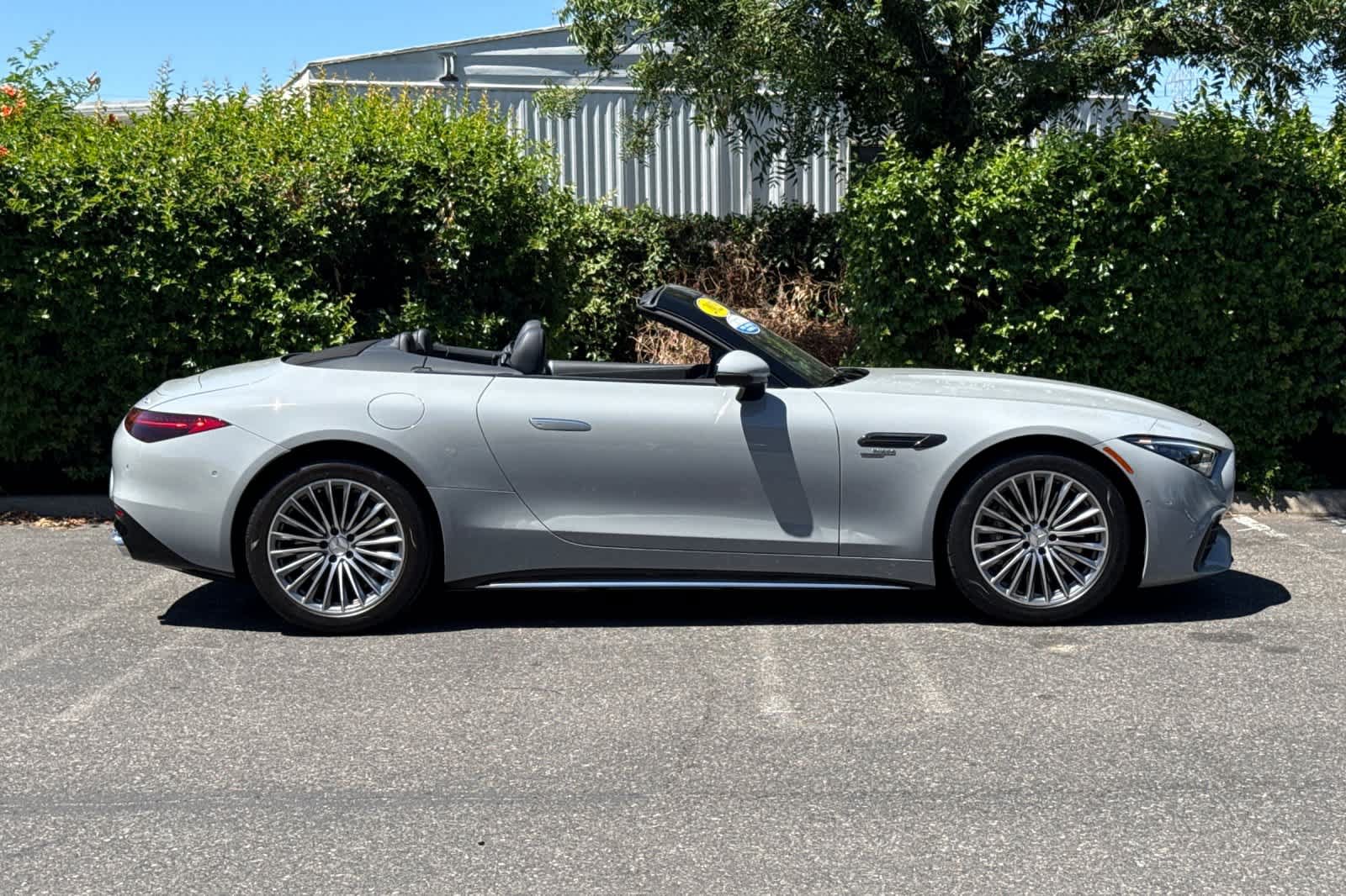 Certified 2023 Mercedes-Benz SL 43 AMG image 3