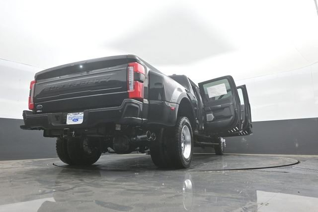 New 2026 Ford F450 Platinum w/ FX4 Off-Road Package AWD/4WD image 46