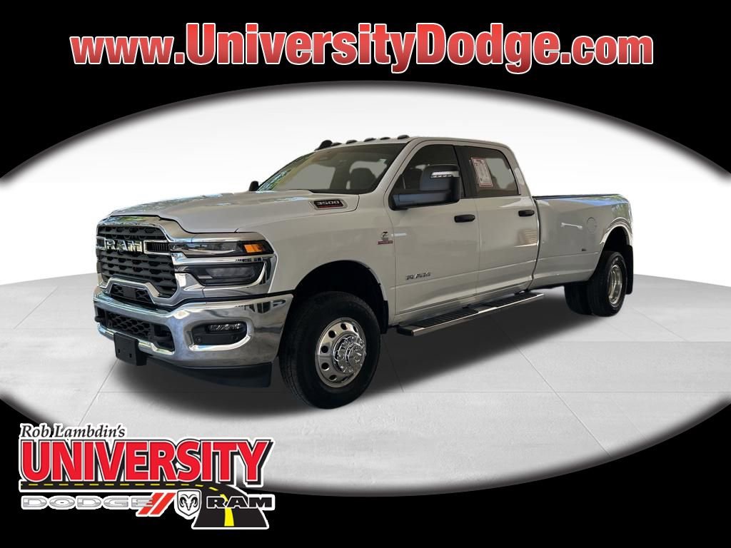 Used 2025 RAM 3500 Big Horn AWD/4WD image 1