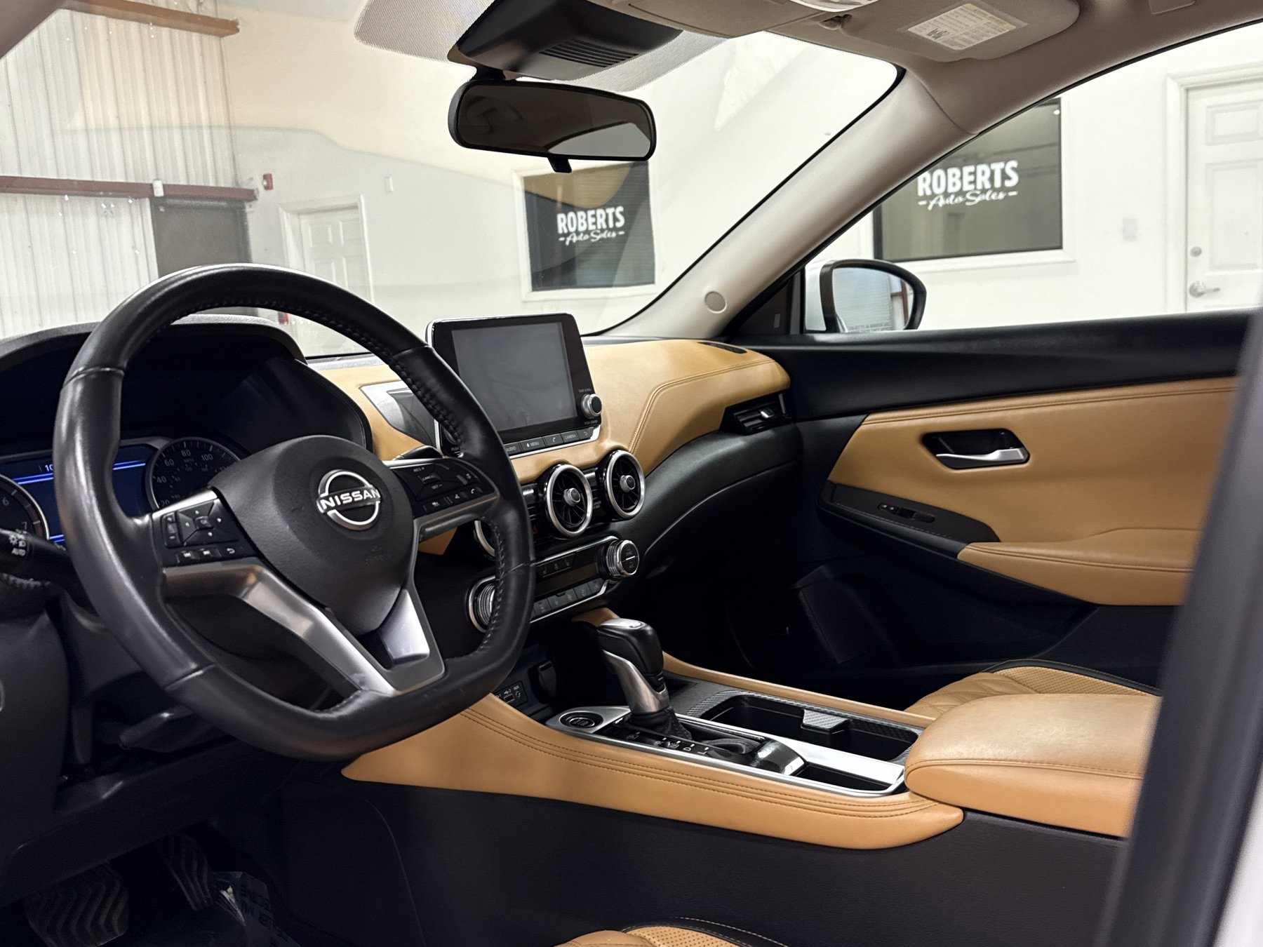 Used 2024 Nissan Sentra SV w/ SV Premium Package image 7