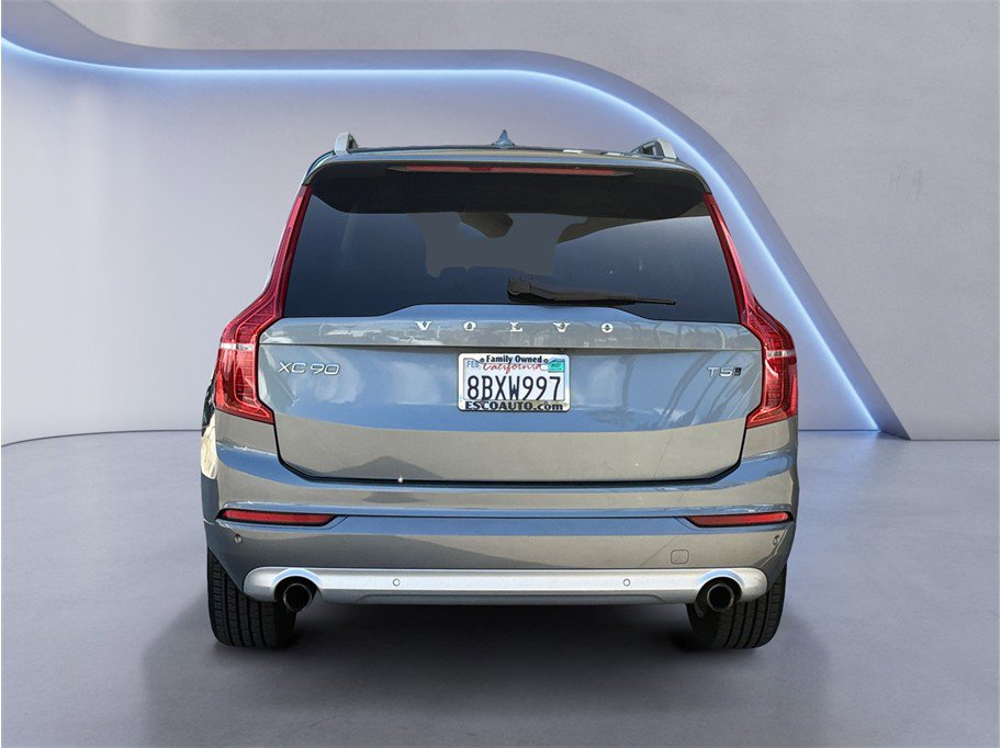 Used 2018 Volvo XC90 T5 Momentum w/ Convenience Package AWD/4WD image 5