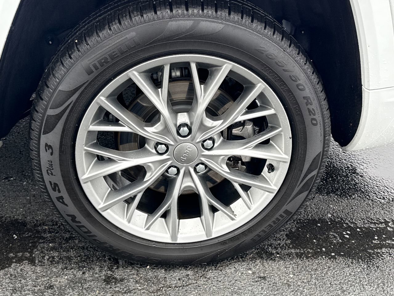 Used 2023 Jeep Grand Cherokee L Summit w/ Advanced Protech Group IV image 11