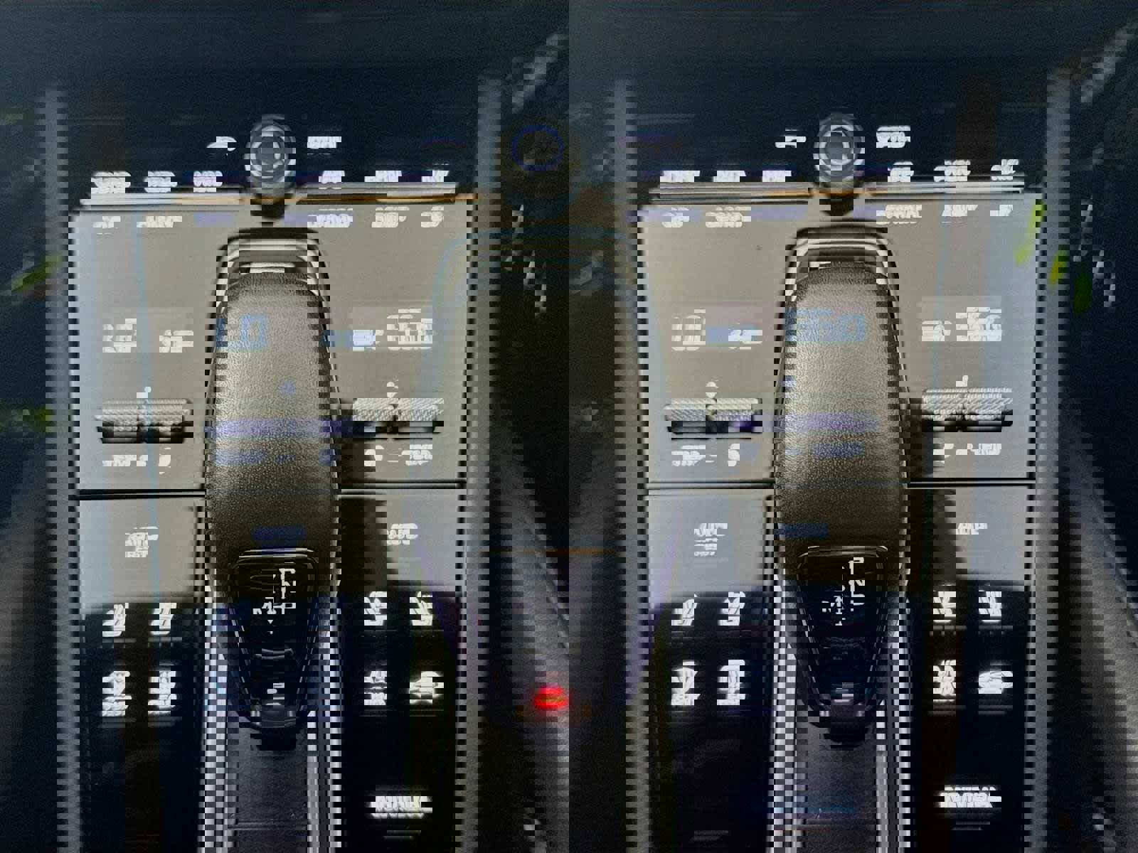 Used 2023 Porsche Cayenne Turbo S image 13