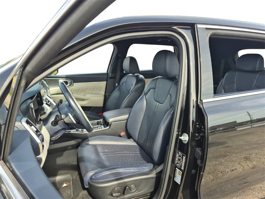 Used 2022 Kia Sorento SX Prestige image 16
