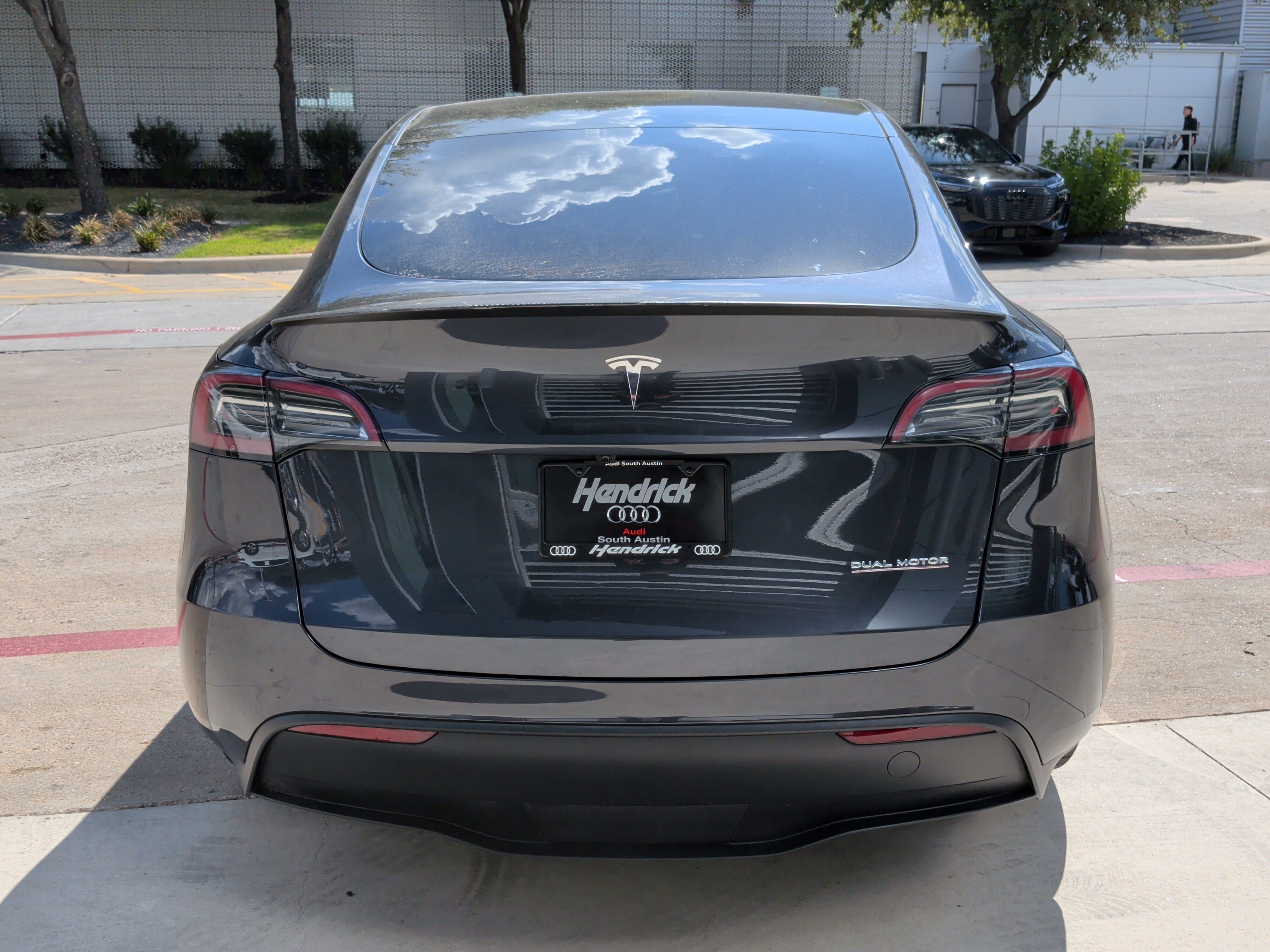 Used 2024 Tesla Model Y Performance AWD/4WD image 9