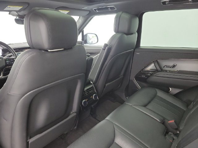 Used 2024 Land Rover Range Rover Sport Dynamic SE AWD/4WD image 13