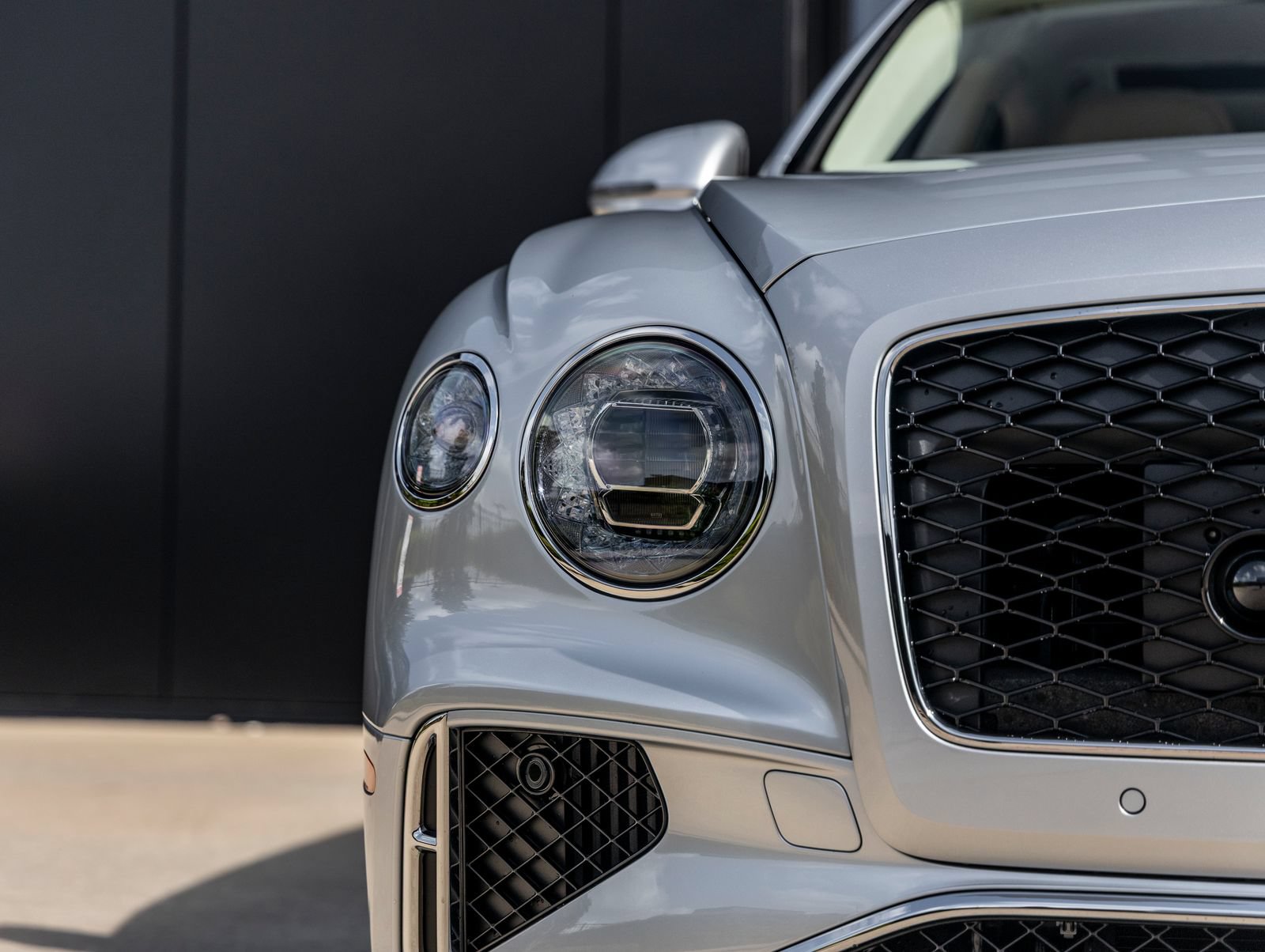 Used 2026 Bentley Flying Spur V8 AWD/4WD image 19