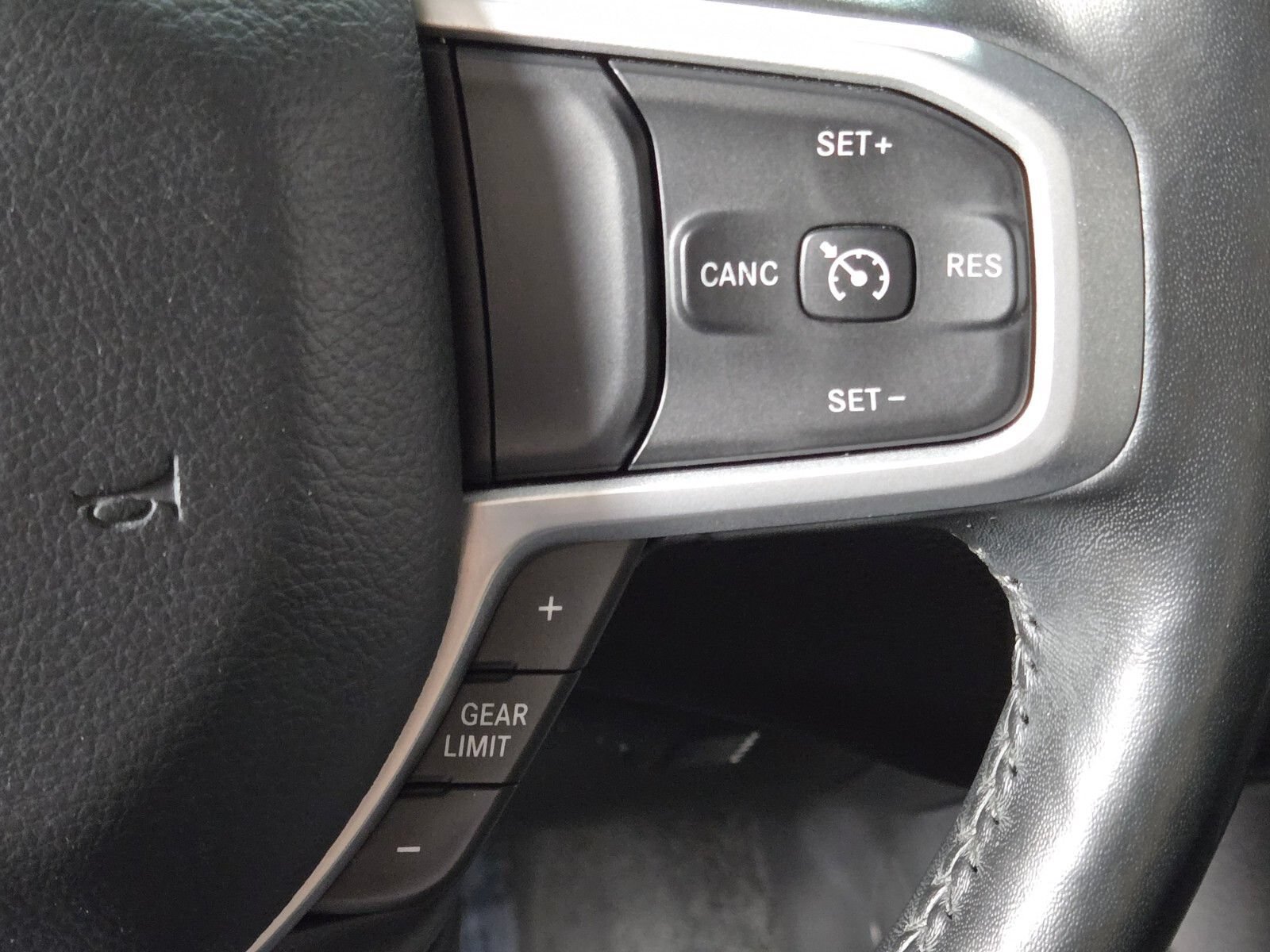 Used 2020 RAM 1500 Big Horn AWD/4WD image 24