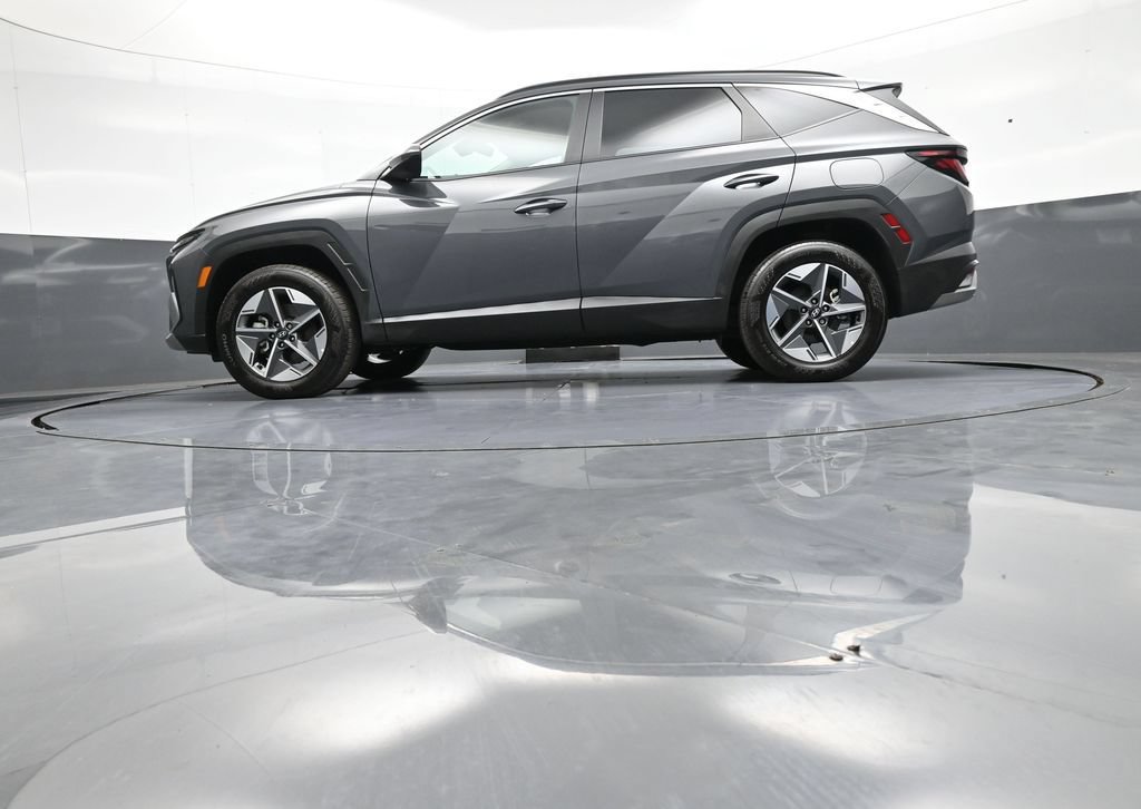Certified 2025 Hyundai Tucson SEL AWD/4WD image 33