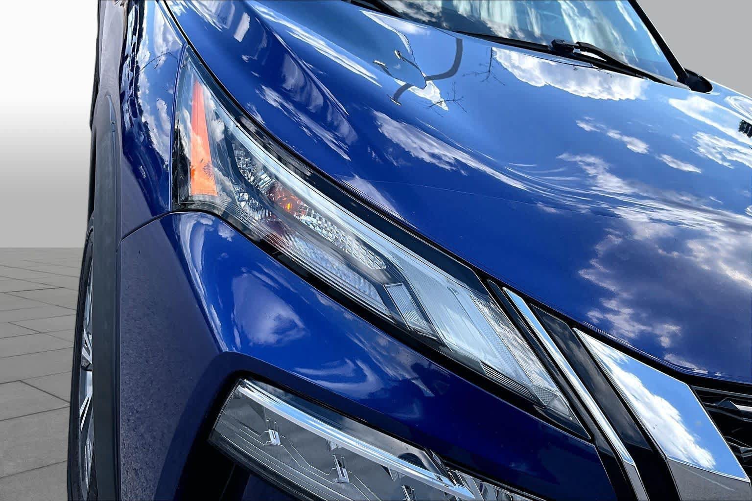 Used 2021 Nissan Rogue SV AWD/4WD image 28