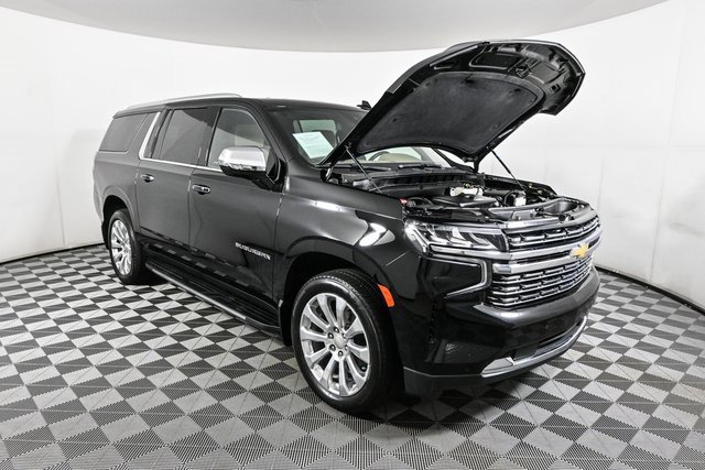 Used 2023 Chevrolet Suburban Premier image 38