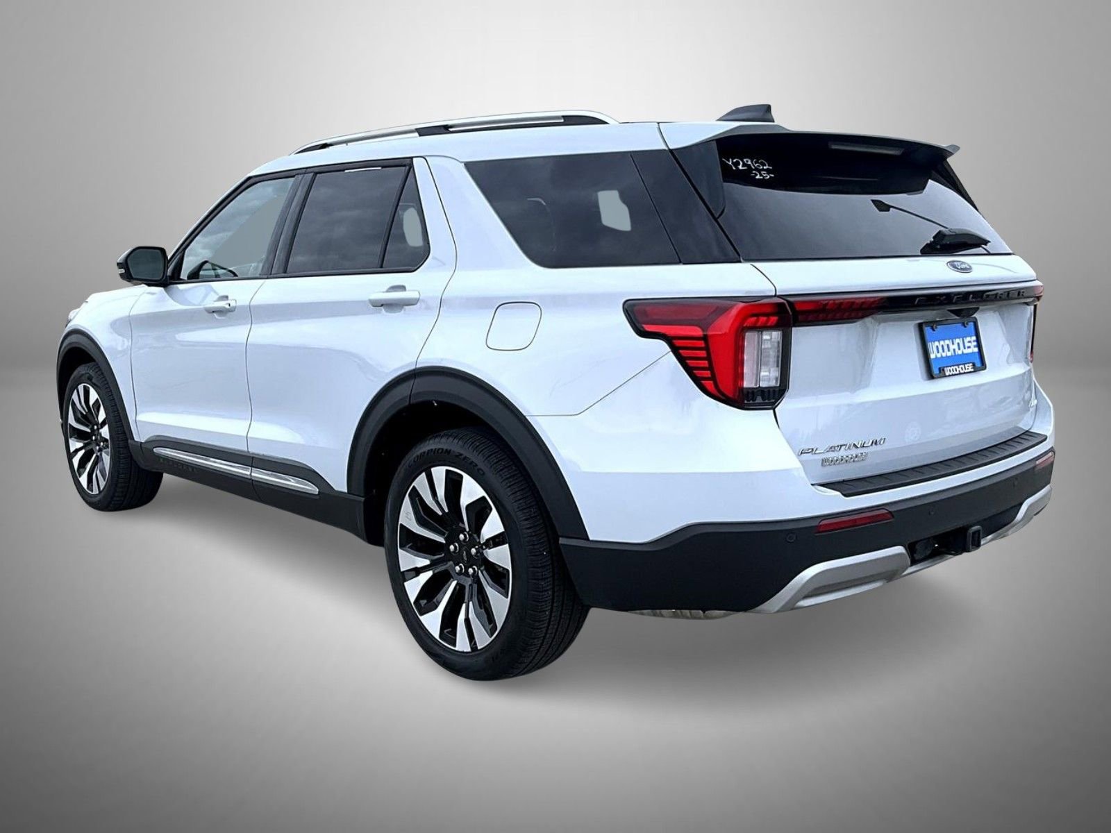 Used 2025 Ford Explorer Platinum w/ LUX Leather Package image 7