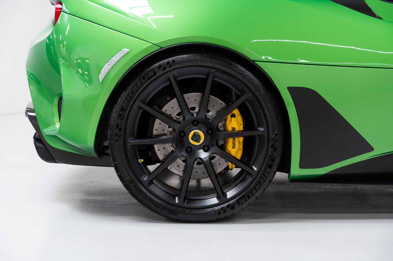 Used 2021 Lotus Evora image 33