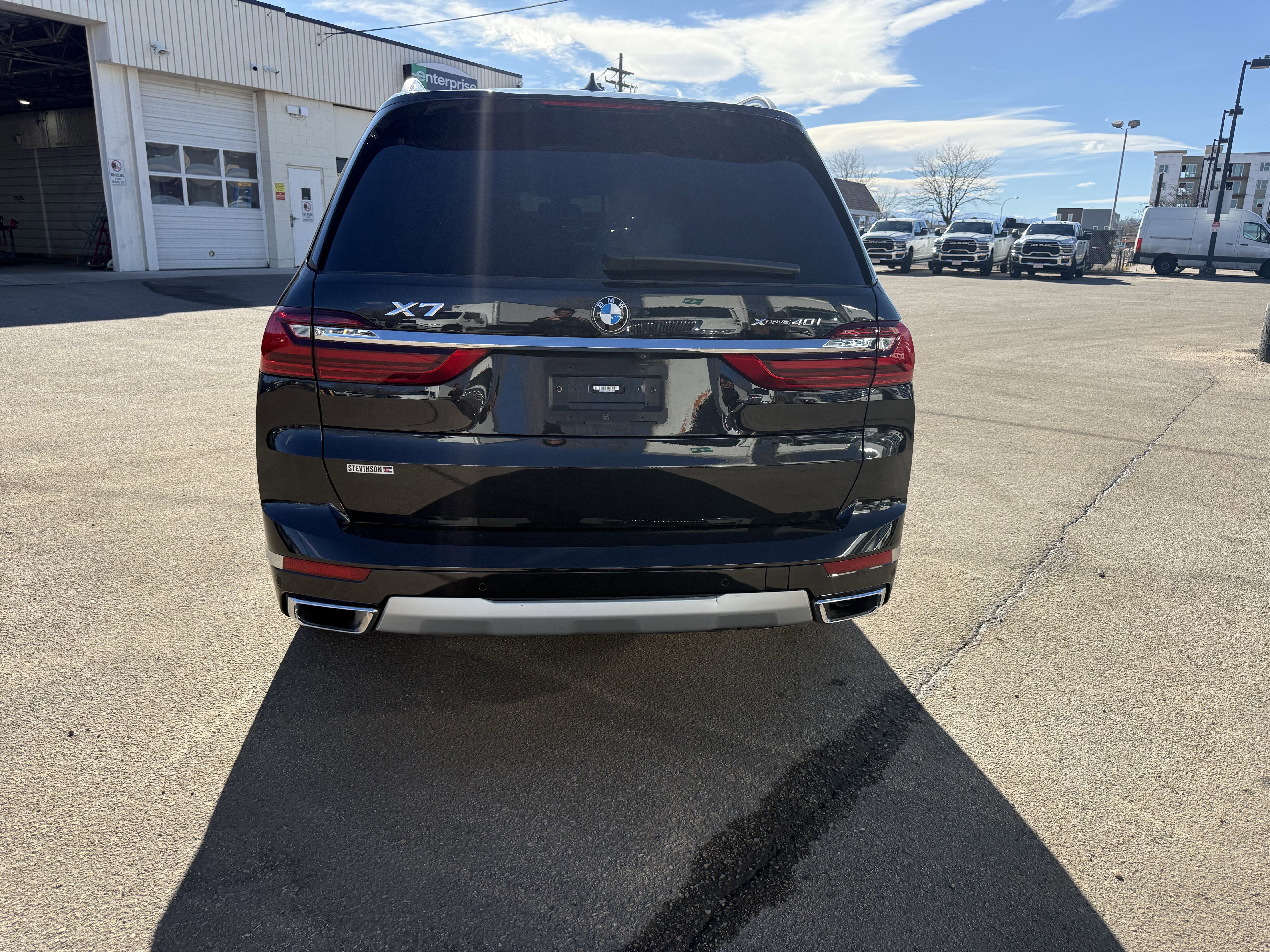 Used 2022 BMW X7 xDrive40i w/ Premium Package image 4