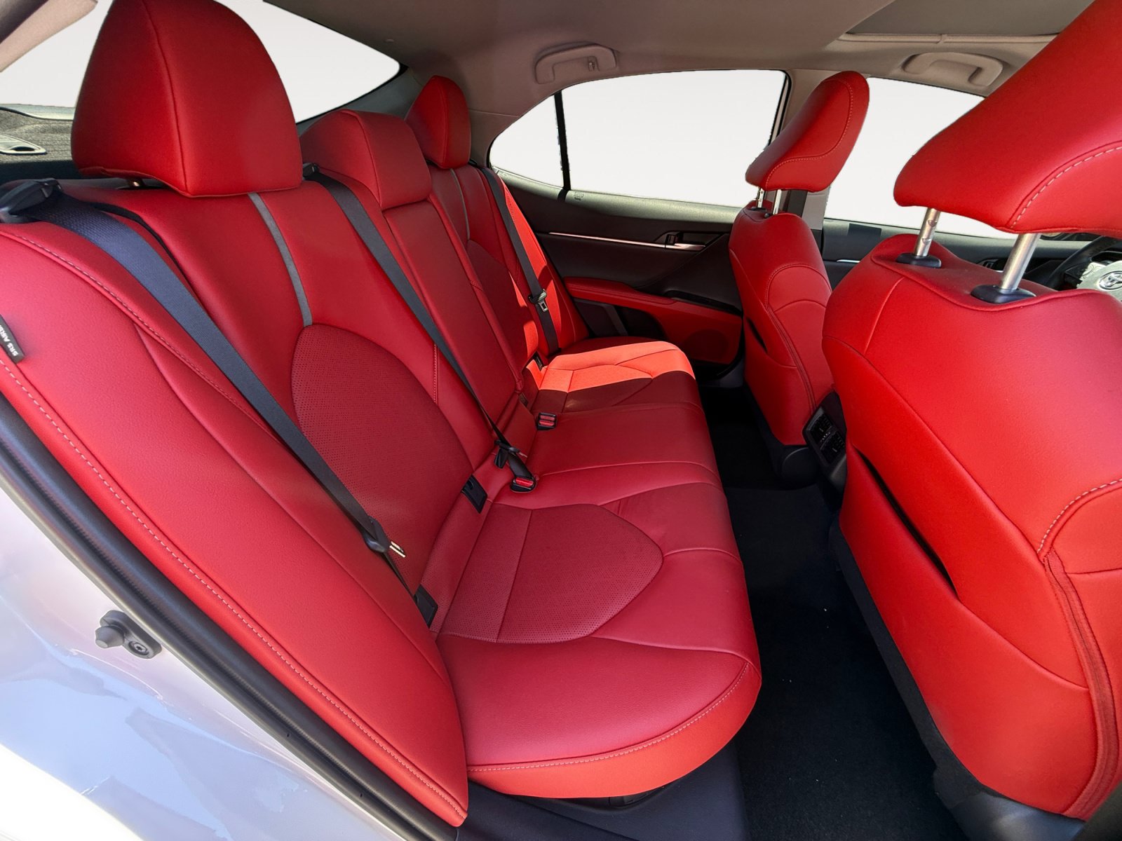 Used 2024 Toyota Camry XSE FWD image 18