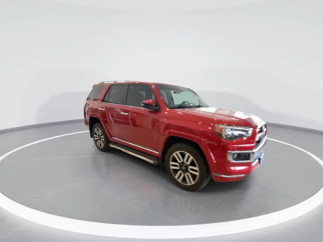 Used 2022 Toyota 4Runner Limited AWD/4WD image 2