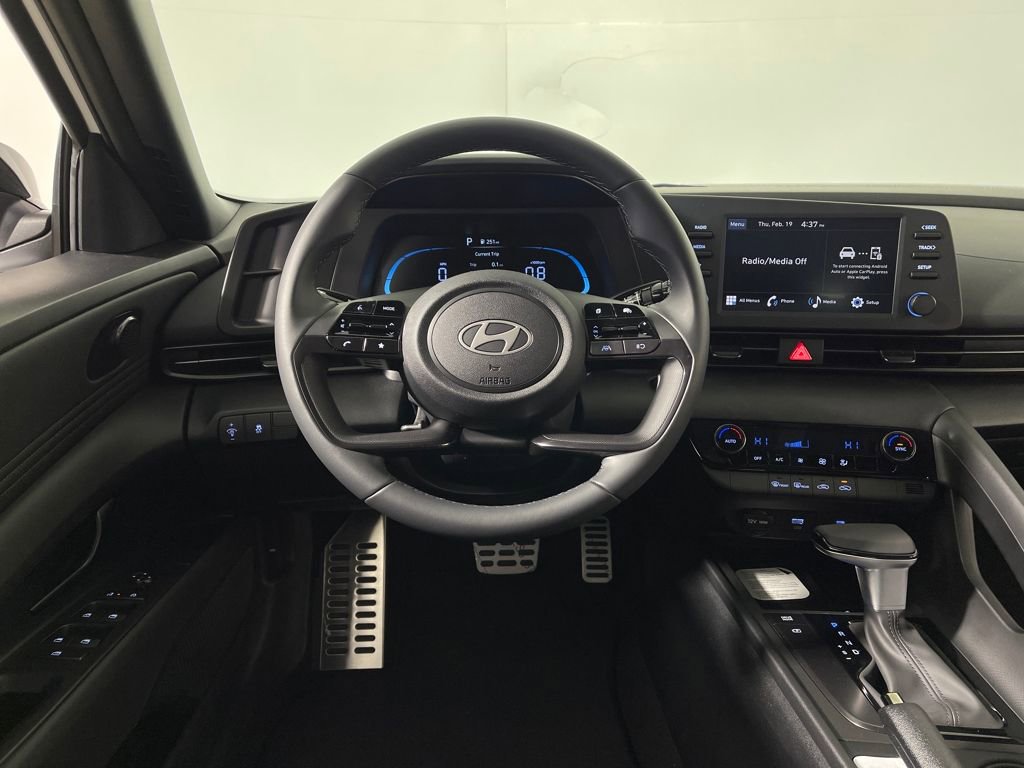 New 2026 Hyundai Elantra Sport w/ Cargo Package image 15