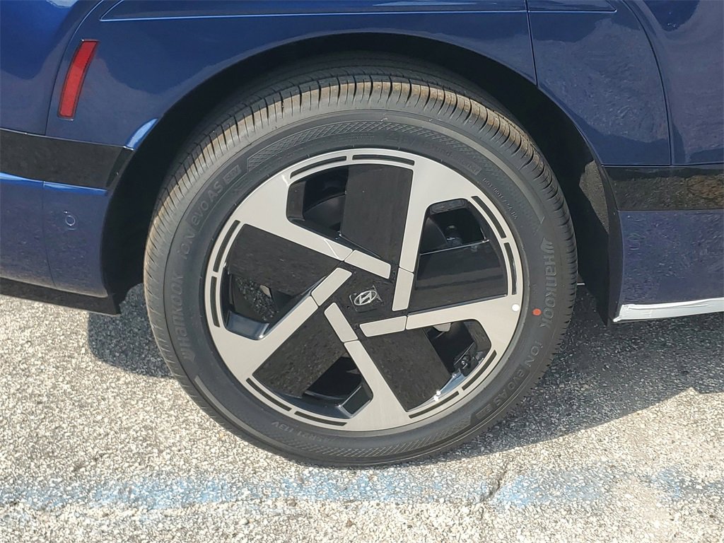 New 2026 Hyundai Ioniq 9 Calligraphy image 6