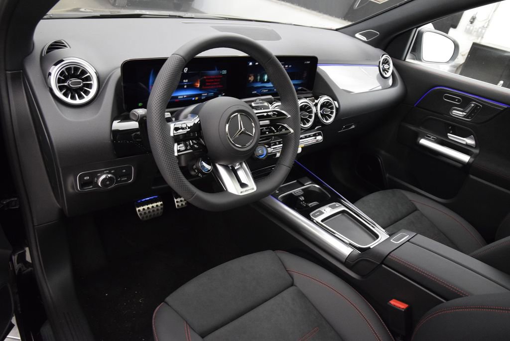 New 2026 Mercedes-Benz GLA 35 AMG 4MATIC image 21