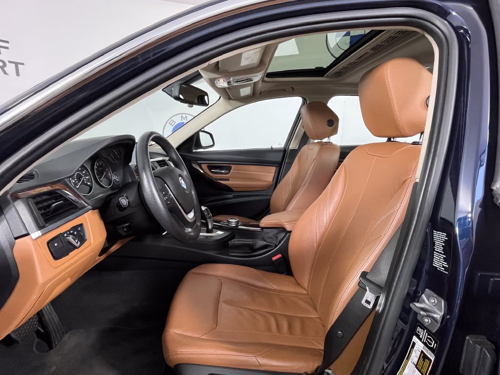Used 2014 BMW 328i xDrive Sedan AWD/4WD image 15