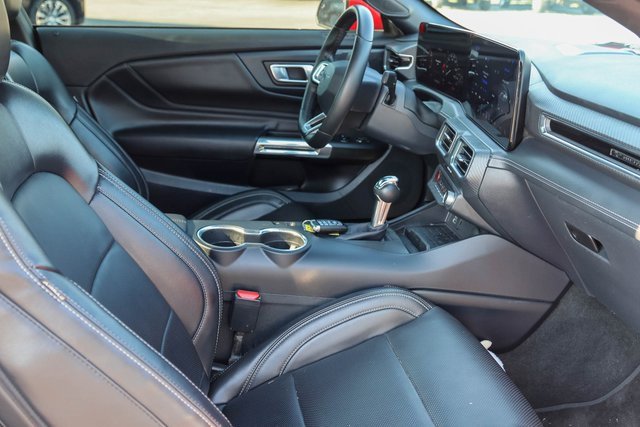 Used 2024 Ford Mustang Premium image 13