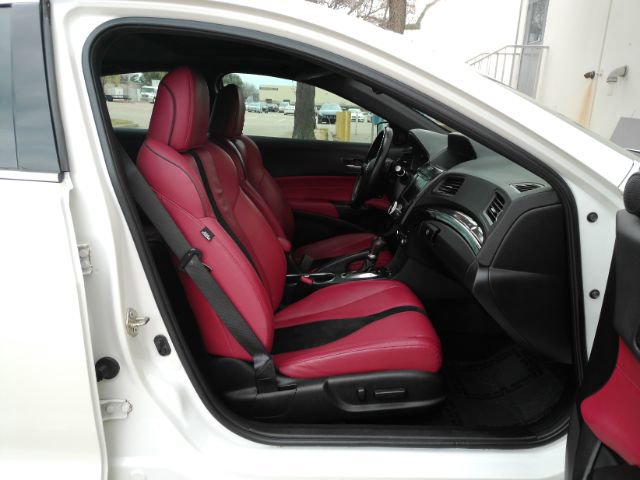 Used 2019 Acura ILX image 19