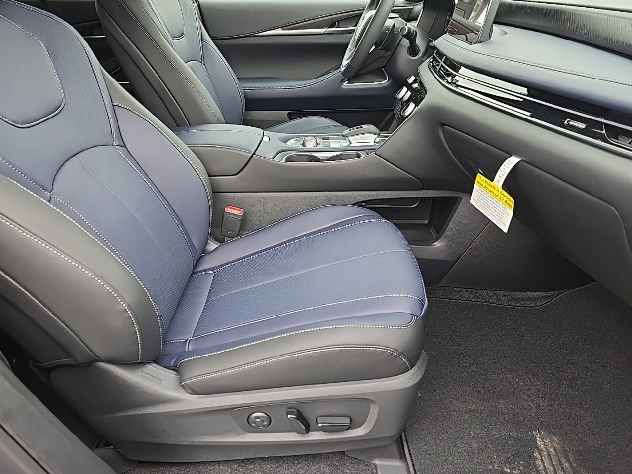 New 2026 INFINITI QX60 Sport w/ Dark Cargo Package image 39