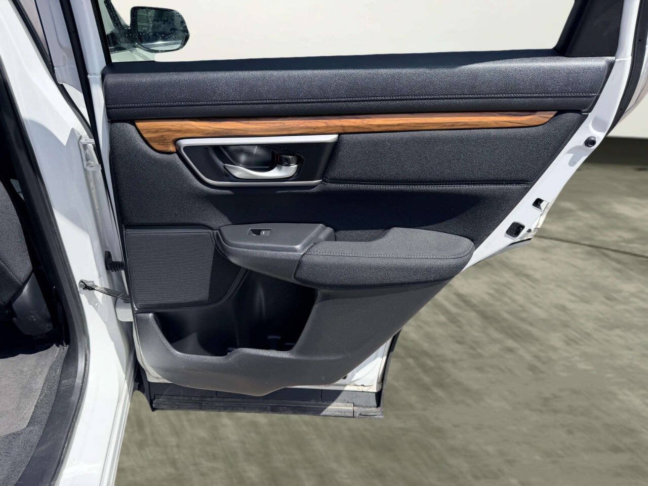 Used 2019 Honda CR-V EX image 25