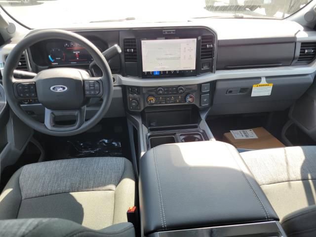 New 2026 Ford F250 4x4 Crew Cab Super Duty image 18