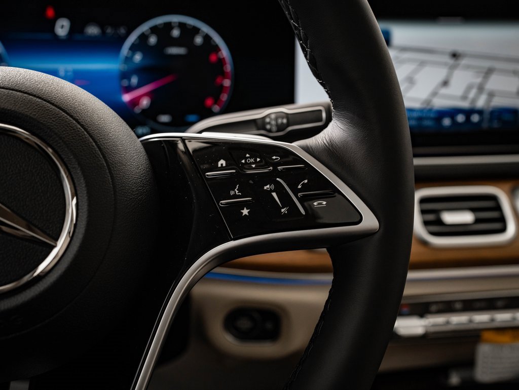 New 2026 Mercedes-Benz GLS 450 4MATIC image 33