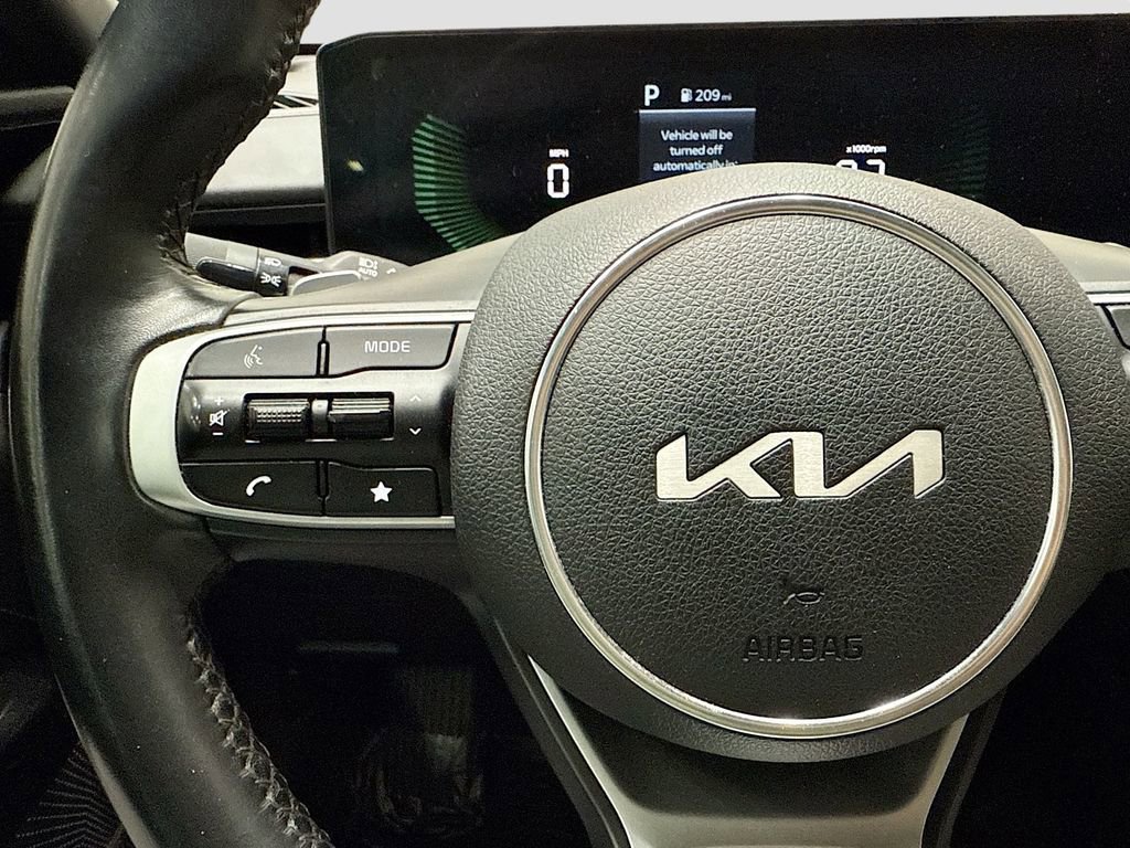 Used 2025 Kia K5 GT image 30