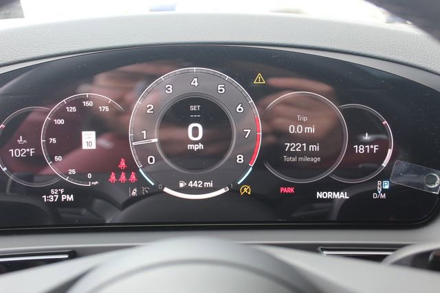 Certified 2025 Porsche Cayenne Coupe image 20