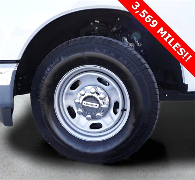 Used 2023 Ford F250 XL w/ XL Chrome Package image 68