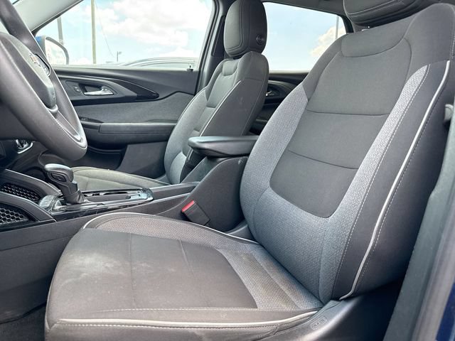 Used 2021 Chevrolet TrailBlazer LT w/ Convenience Package FWD image 9