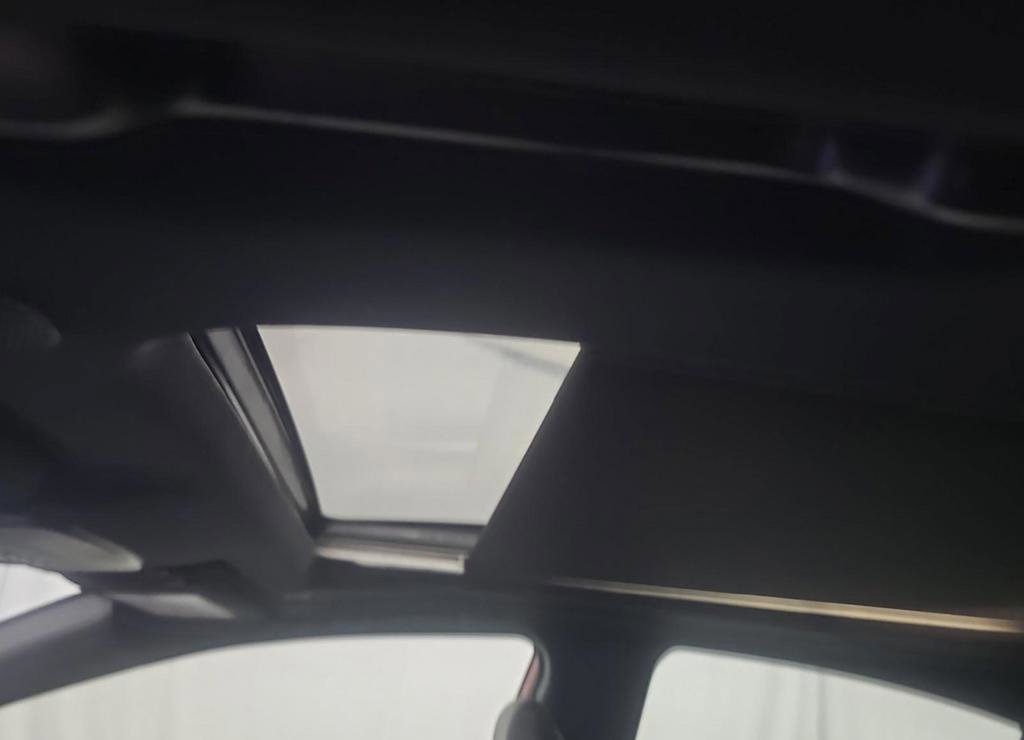 Used 2025 Toyota Camry XSE image 5
