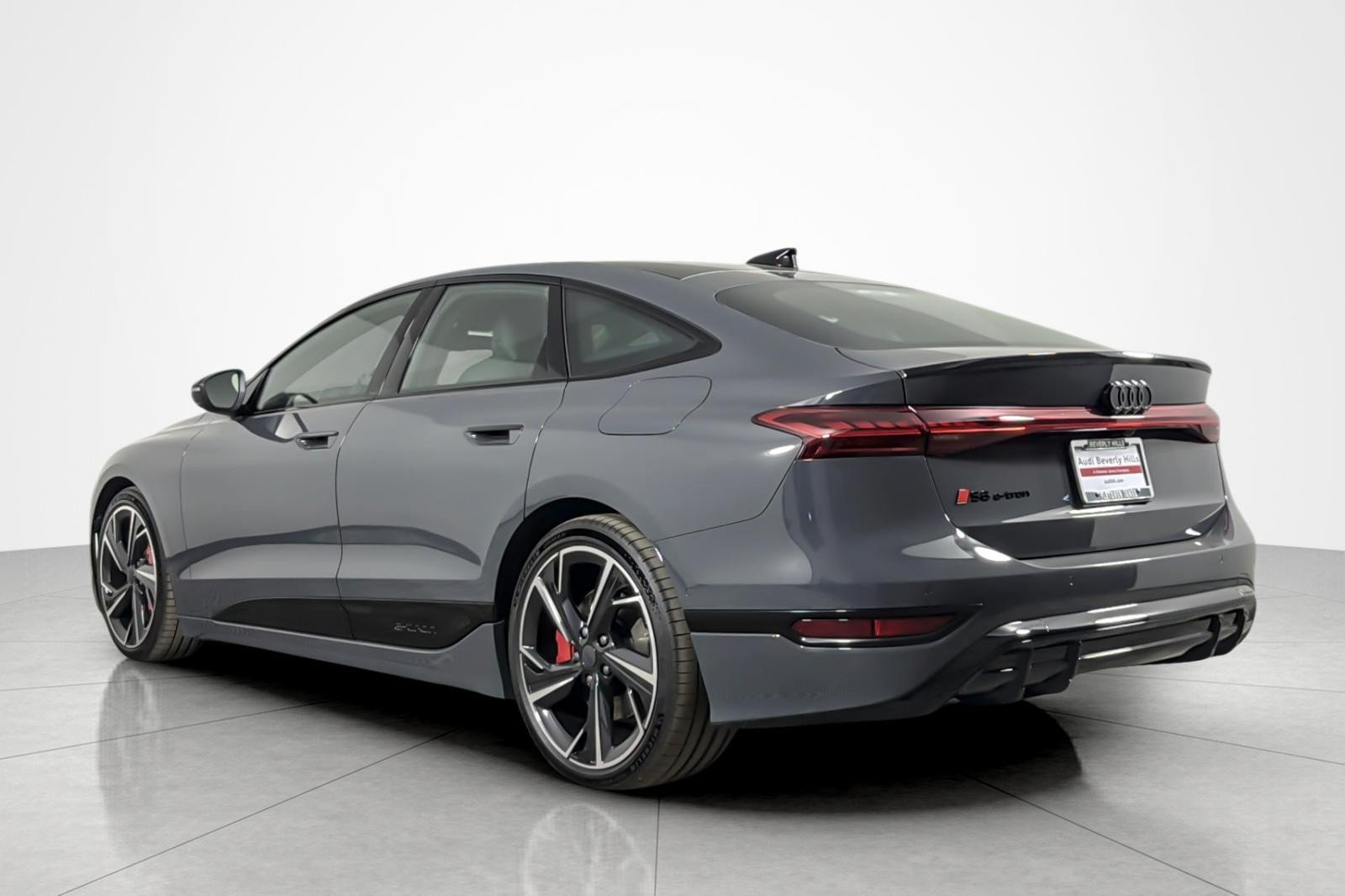 New 2027 Audi S6 e-tron Premium Plus AWD/4WD image 4