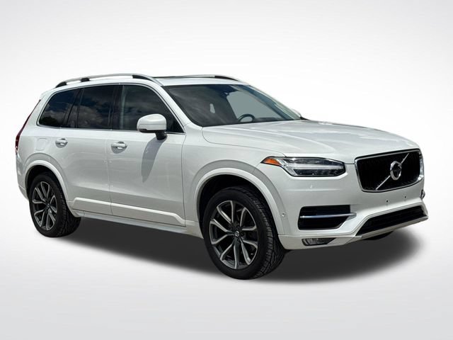 Used 2018 Volvo XC90 T5 Momentum w/ Convenience Package AWD/4WD image 9