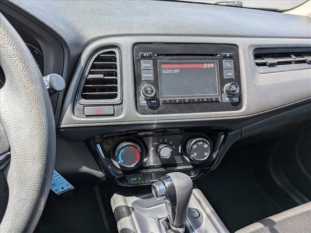 Used 2017 Honda HR-V LX image 14