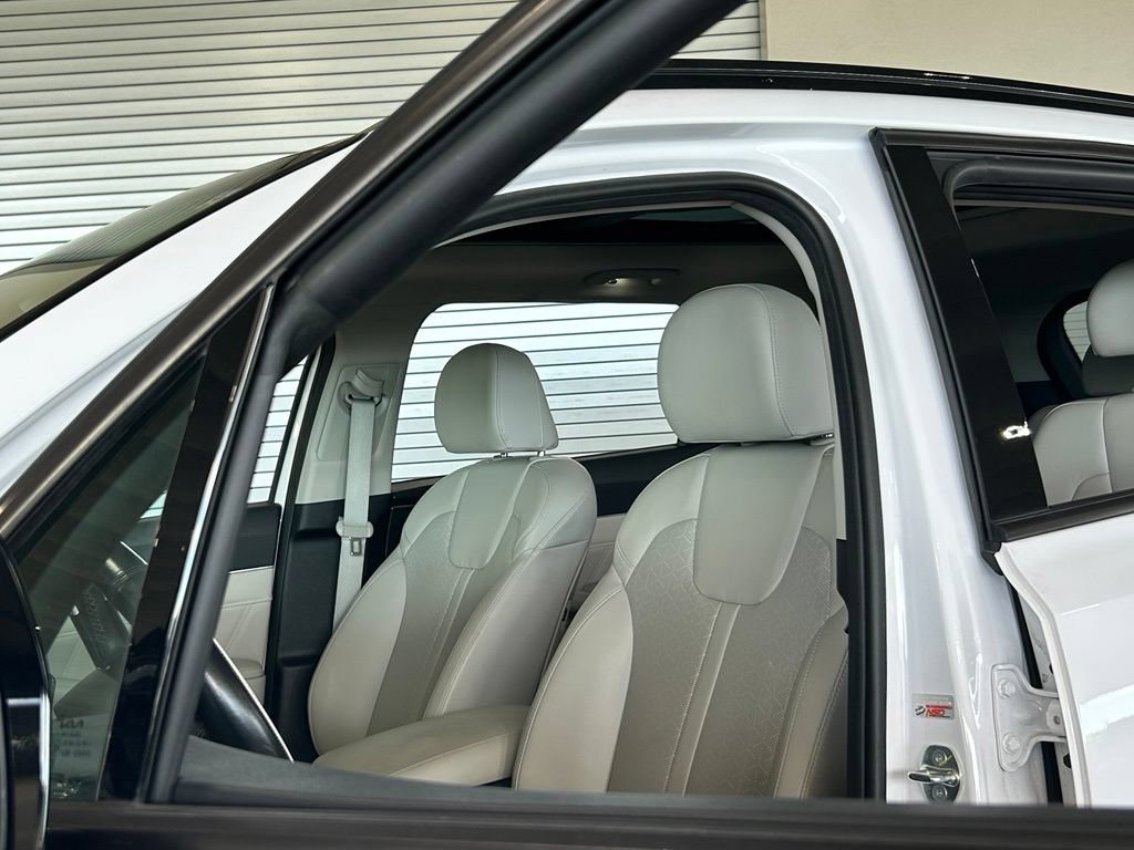 Used 2023 Kia Sorento SX FWD image 15