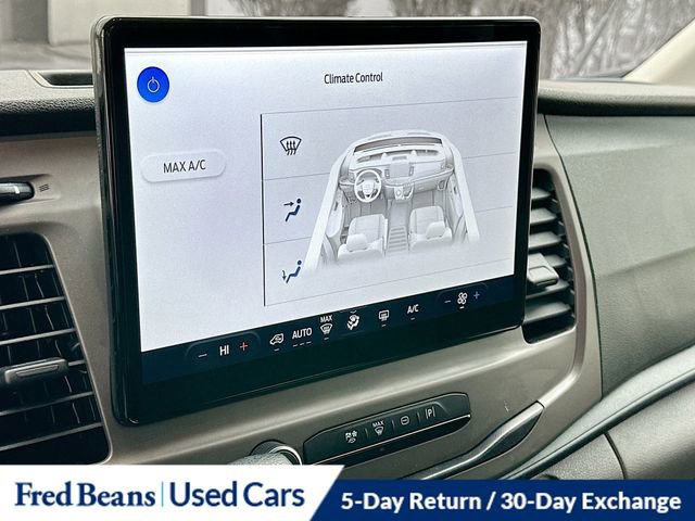 Used 2022 Ford Transit 350 XLT image 17