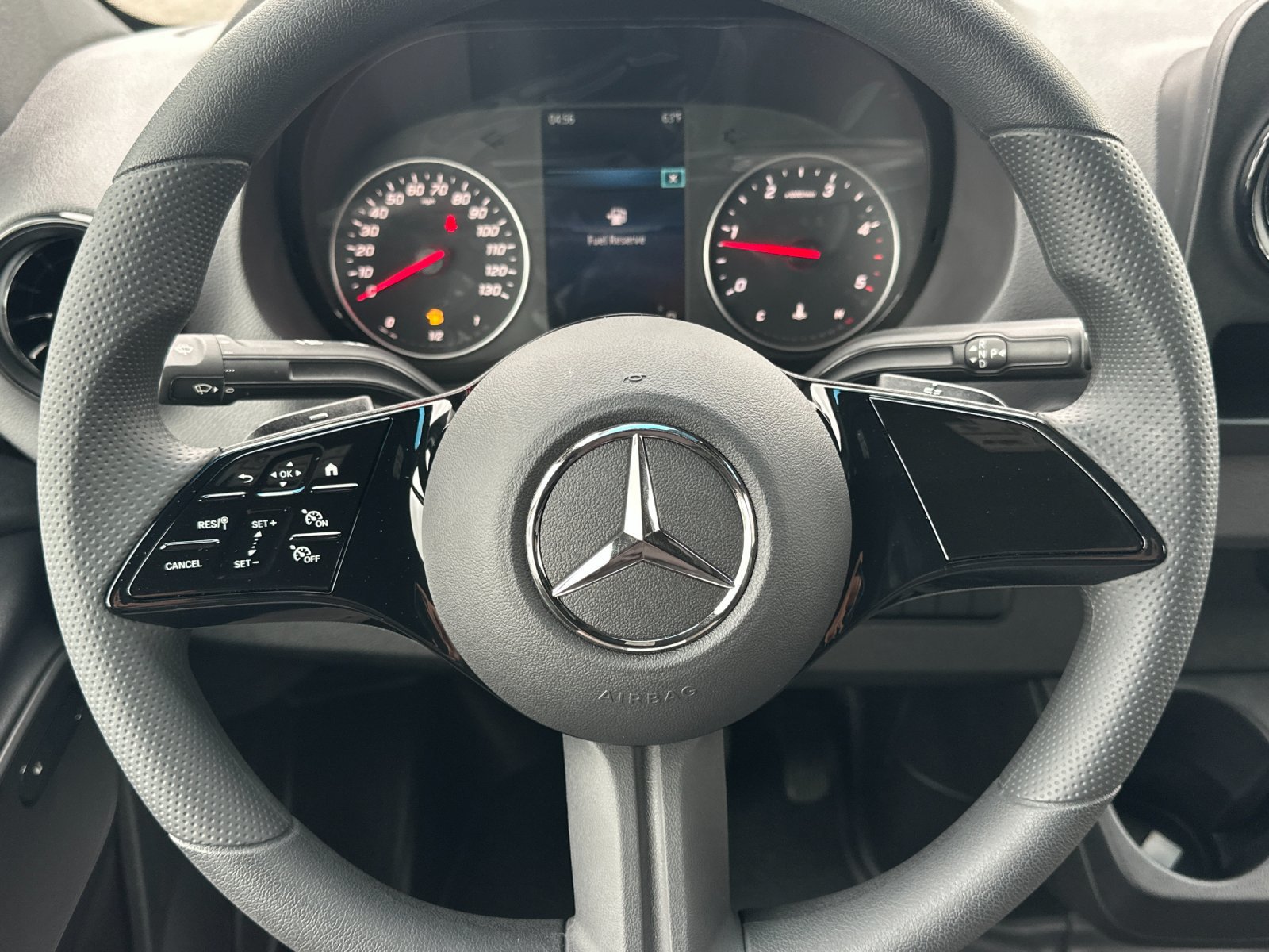 Used 2025 Mercedes-Benz Sprinter 2500 image 22