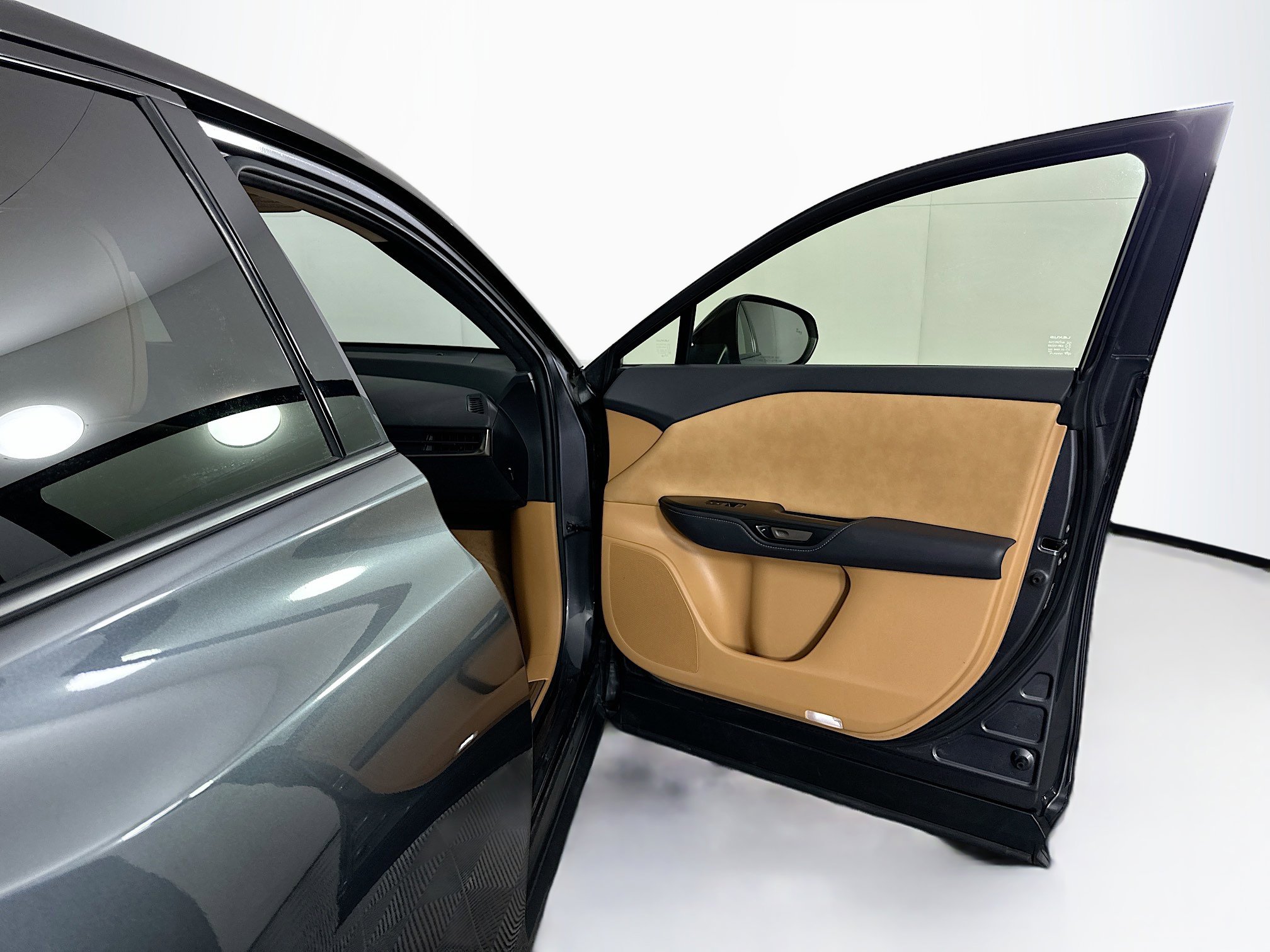 Used 2023 Lexus RZ 450e Premium w/ Technology Package image 34