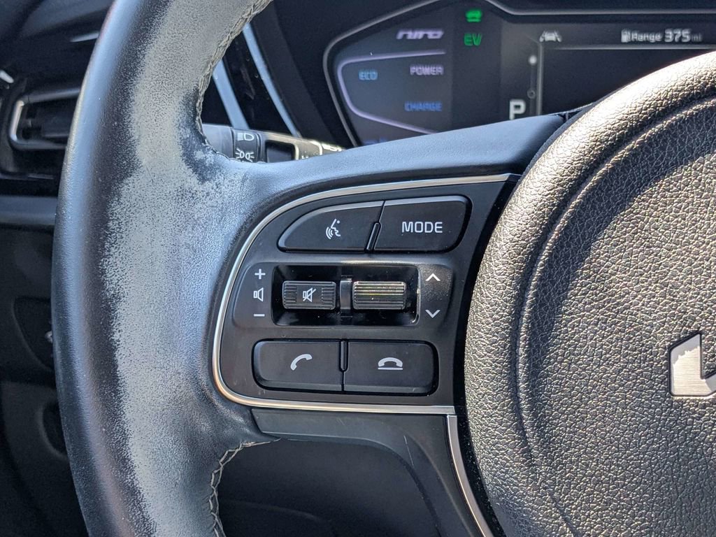 Used 2022 Kia Niro Touring Special Edition FWD image 22
