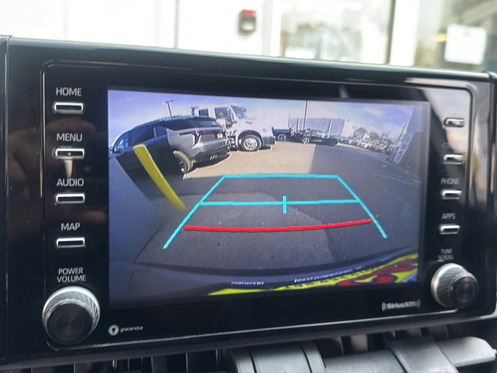 Used 2022 Toyota RAV4 SE w/ Weather & Moonroof Package image 33