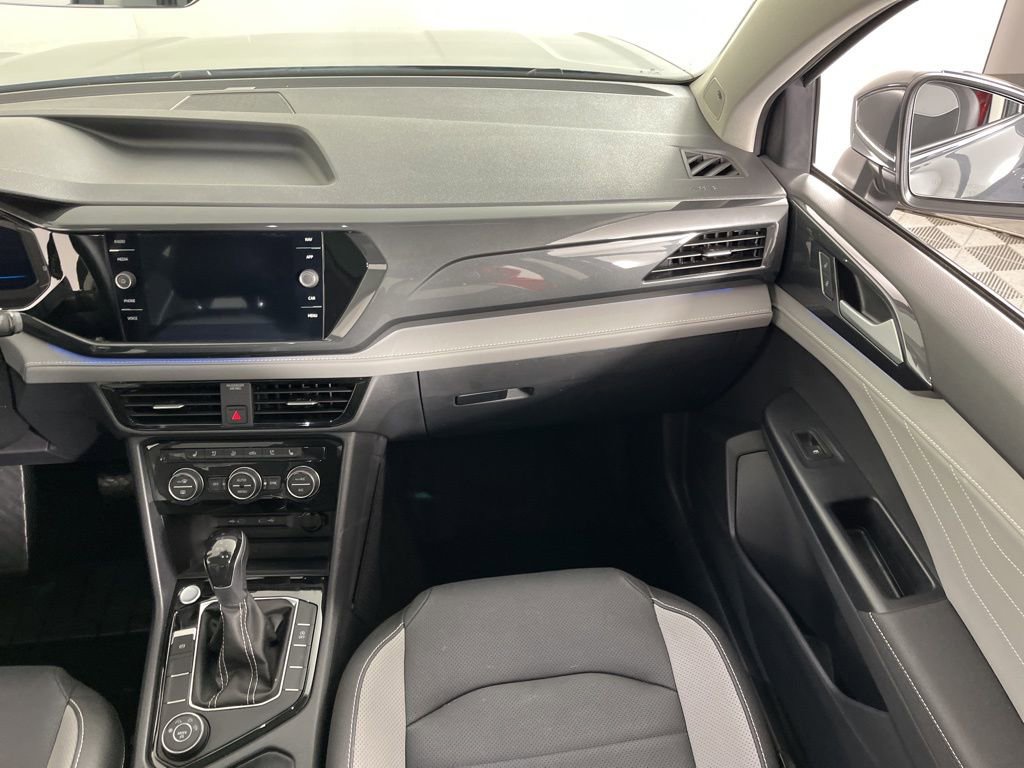 Used 2024 Volkswagen Taos SEL image 20