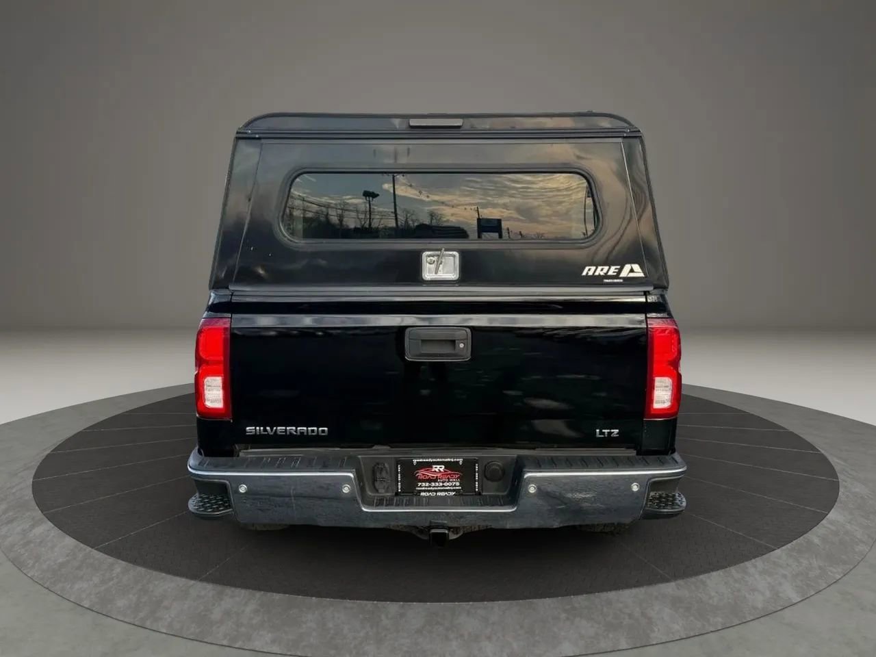 Used 2017 Chevrolet Silverado 1500 LTZ w/ LTZ Plus Package image 8